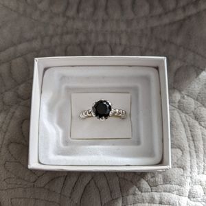 Pandora Ring - RARE find!